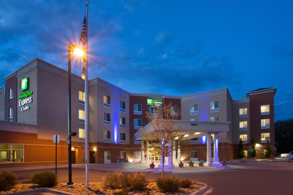 Holiday Inn Express Hotel & Suites Denver North - Thornton by IHG