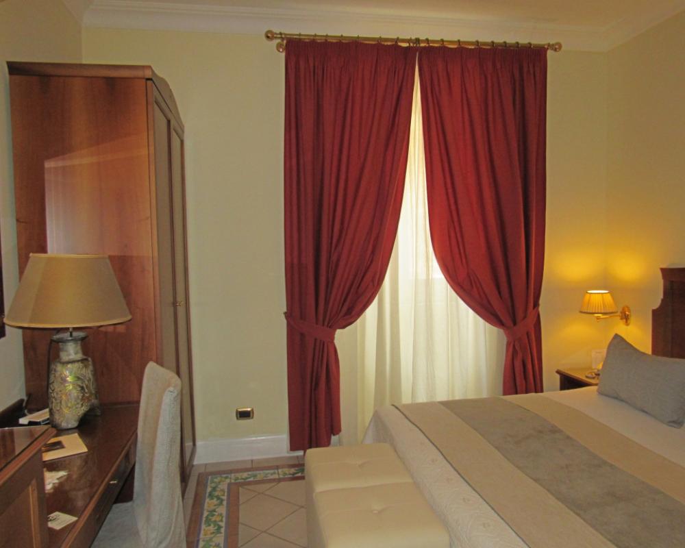 фото Akropolis Hotel