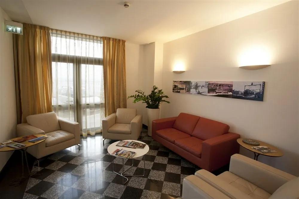 фото Hotel Europa Taranto