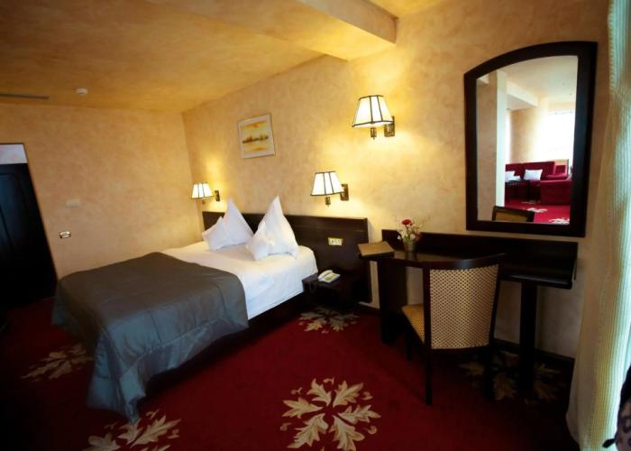 Hotel Delta 4