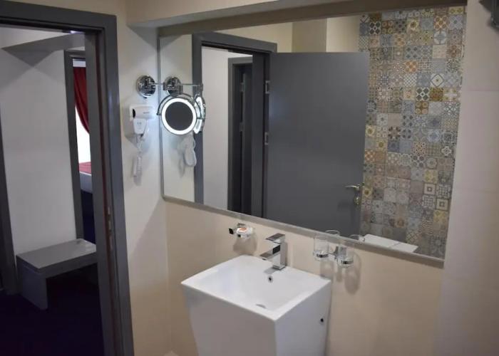 Hotel Europolis