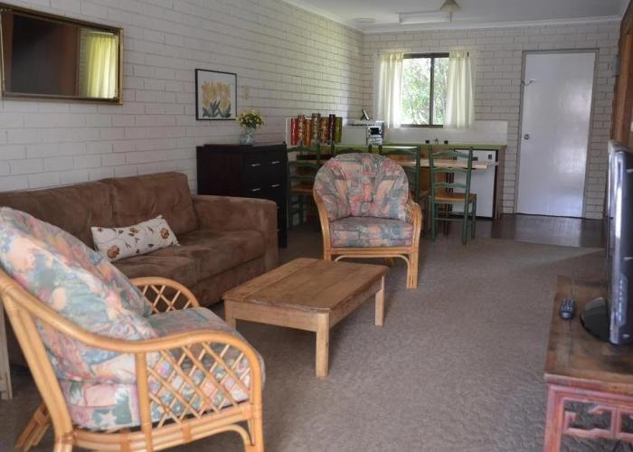 Kingswood Motel