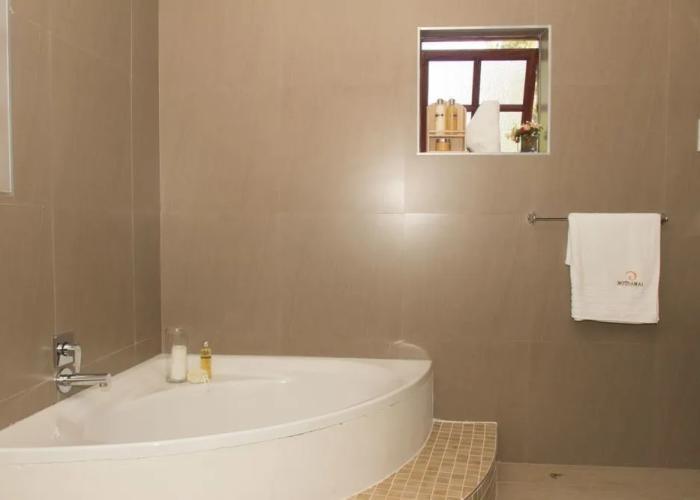 Motsamai Lodge