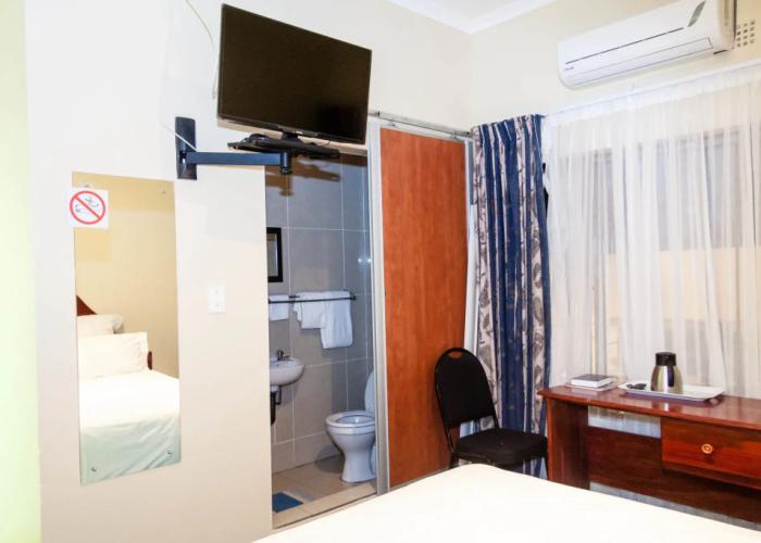 Glen Lodge & Tours