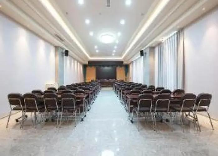 Ji Hotel (Tongliao City Government)