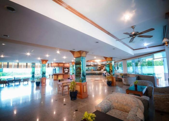 The Viangtak Riverside Hotel
