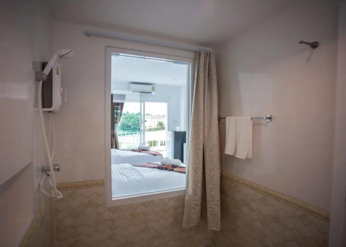 White House Hotel