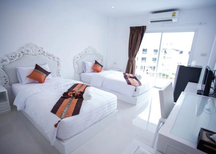 White House Hotel