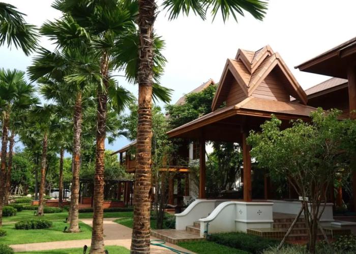 Vanasin Residence