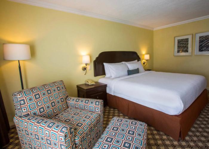 Courtyard by Marriott Toluca Airport