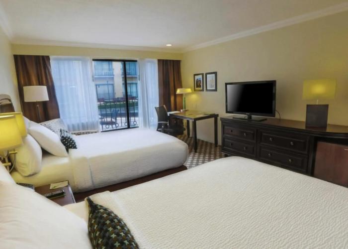 Courtyard by Marriott Toluca Airport