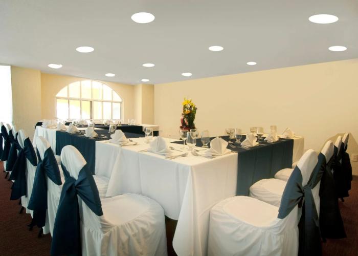 Fiesta Inn Toluca Centro