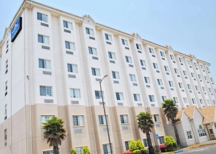Microtel Inn & Suites by Wyndham Toluca
