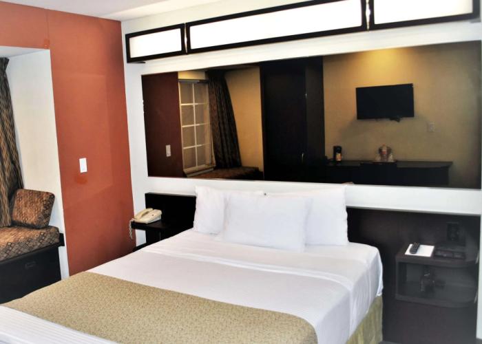 Microtel Inn & Suites by Wyndham Toluca