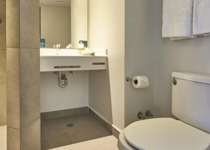City Express Junior by Marriott Toluca Zona Industrial