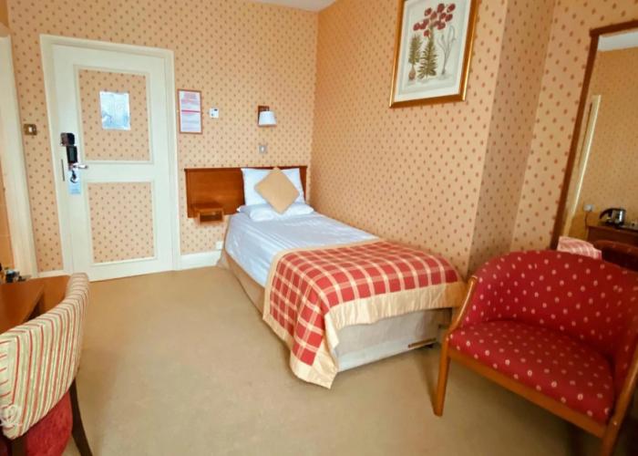 Metropole Hotel and Spa