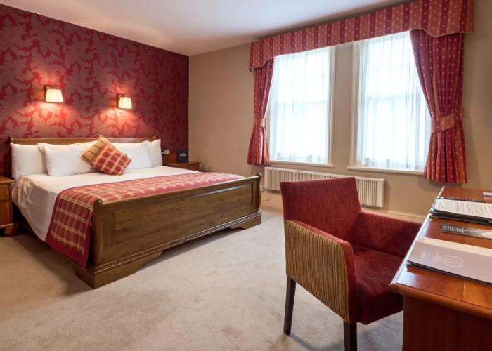 Metropole Hotel and Spa