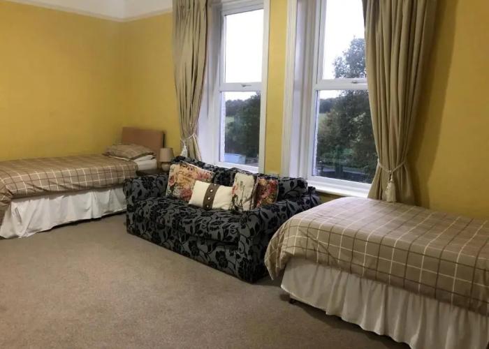 Highland Moors Guest House