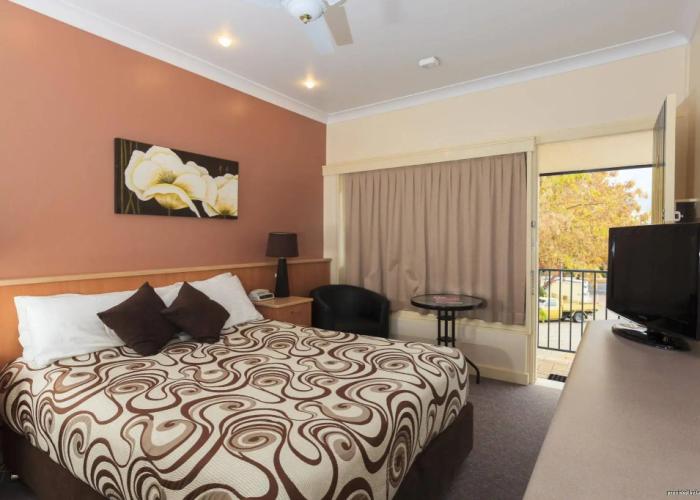 Tumut Farrington Motel