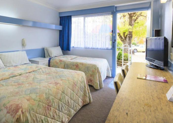 Tumut Farrington Motel