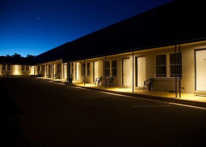 Amaroo Motel