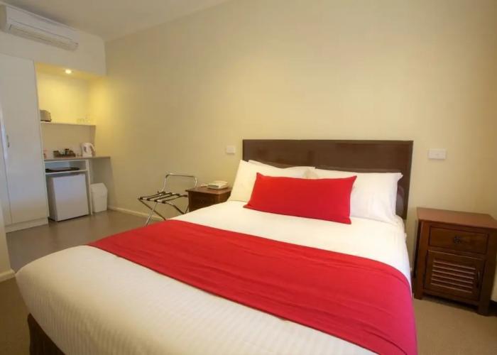 Amaroo Motel