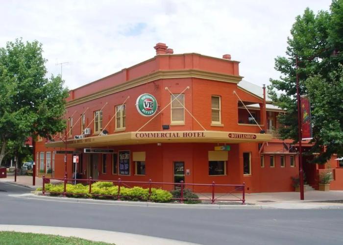 The Commercial Hotel