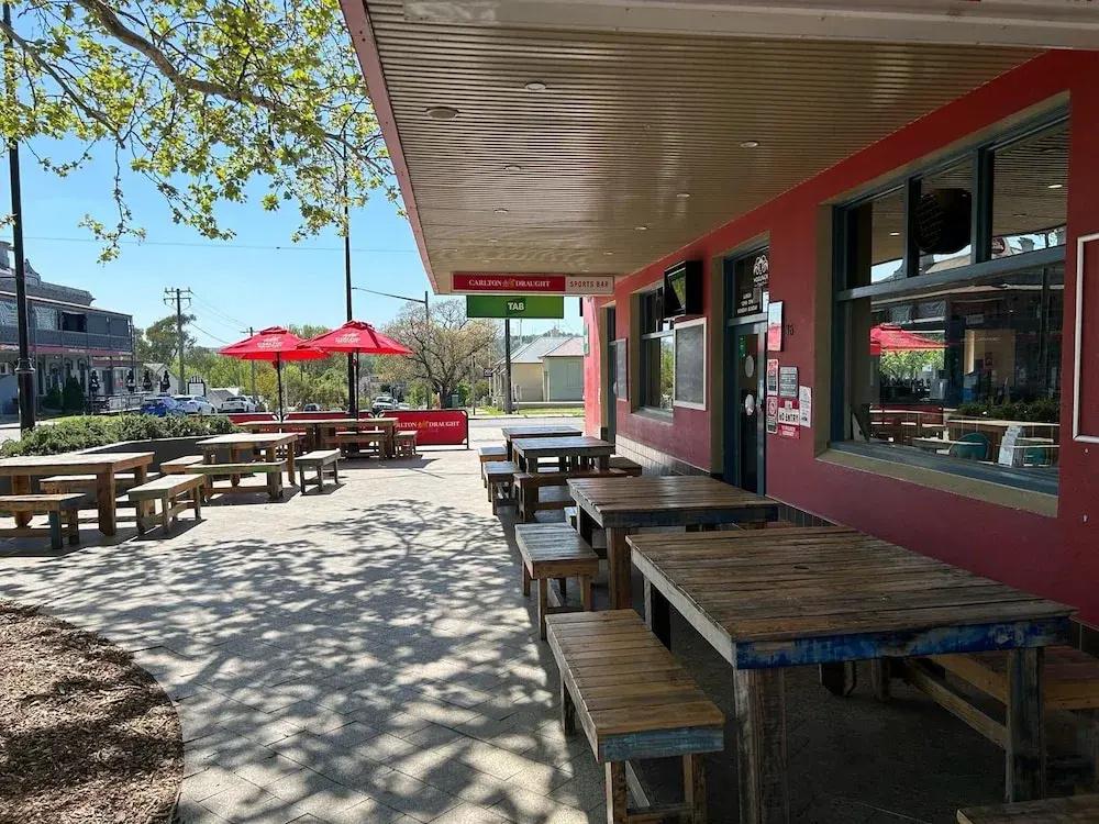 фото Woolpack Hotel Tumut