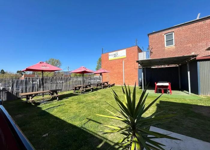 Woolpack Hotel Tumut