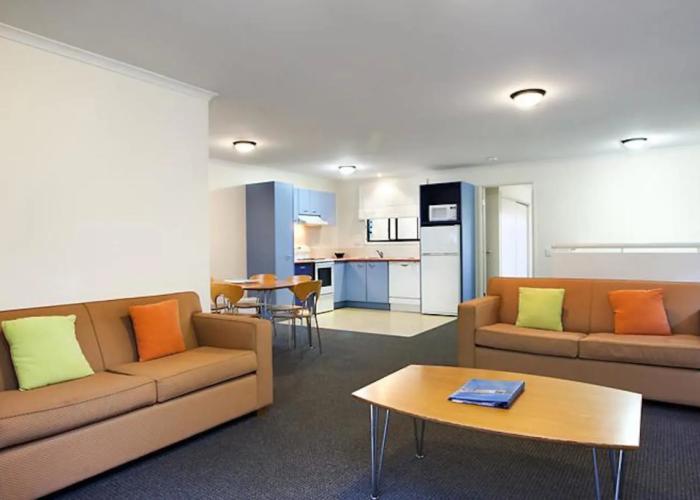 Noosa Lakes Resort
