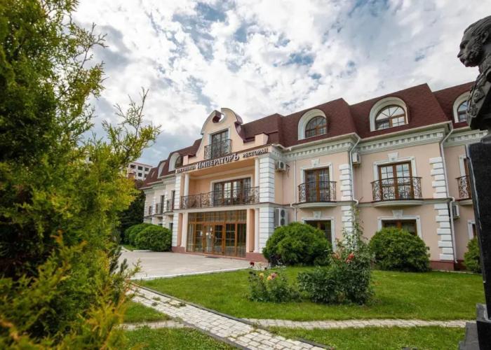 Imperator Hotel