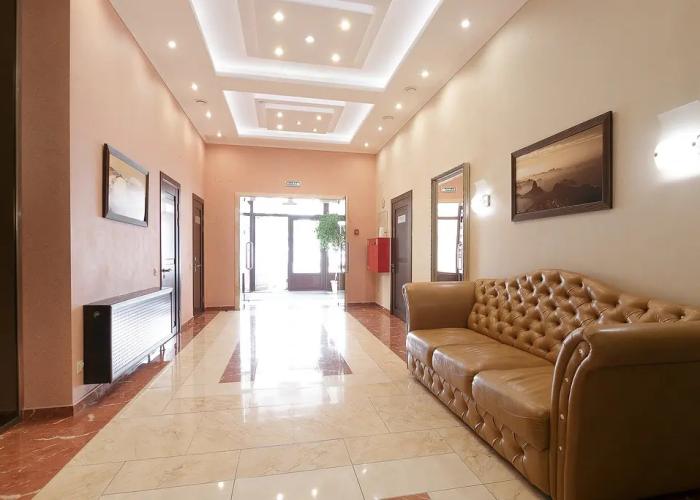 Bon Voyage Hotel