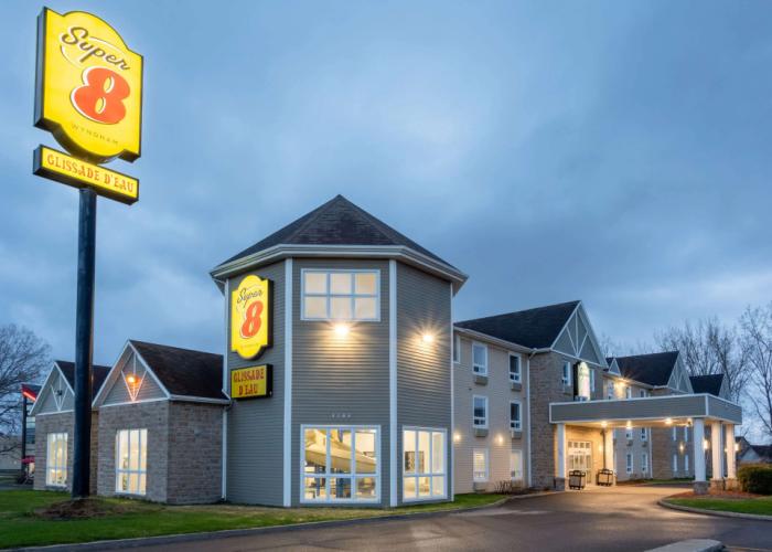 Super 8 by Wyndham Trois-Rivieres