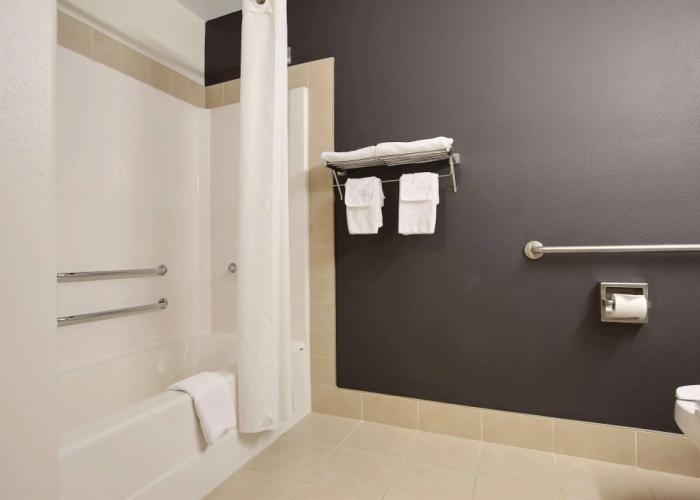 Super 8 by Wyndham Trois-Rivieres