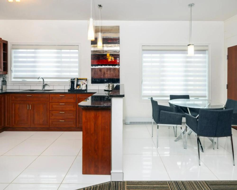 фото Les Suites de Laviolette Ascend Hotel Collection