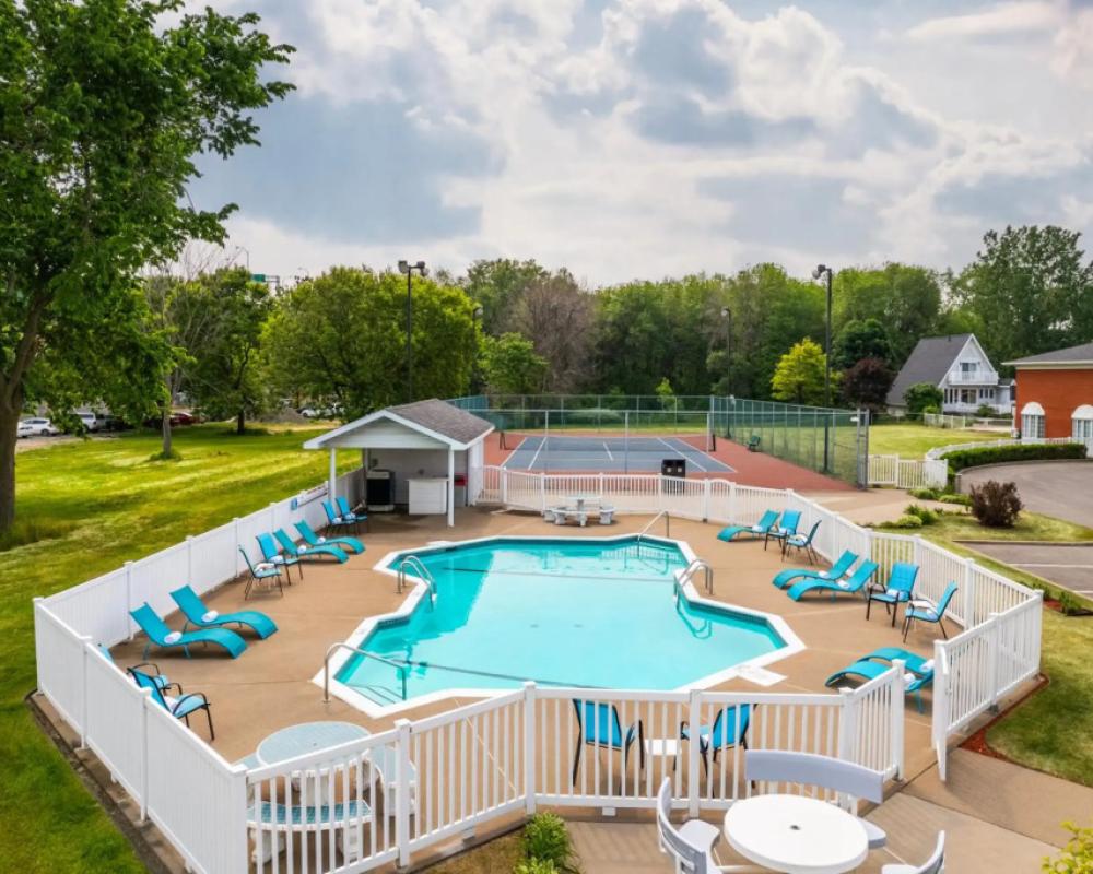 фото Les Suites de Laviolette Ascend Hotel Collection