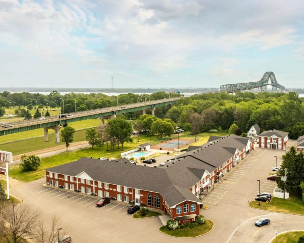 фото Les Suites de Laviolette Ascend Hotel Collection