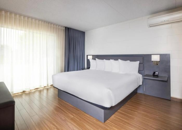 Les Suites de Laviolette Ascend Hotel Collection