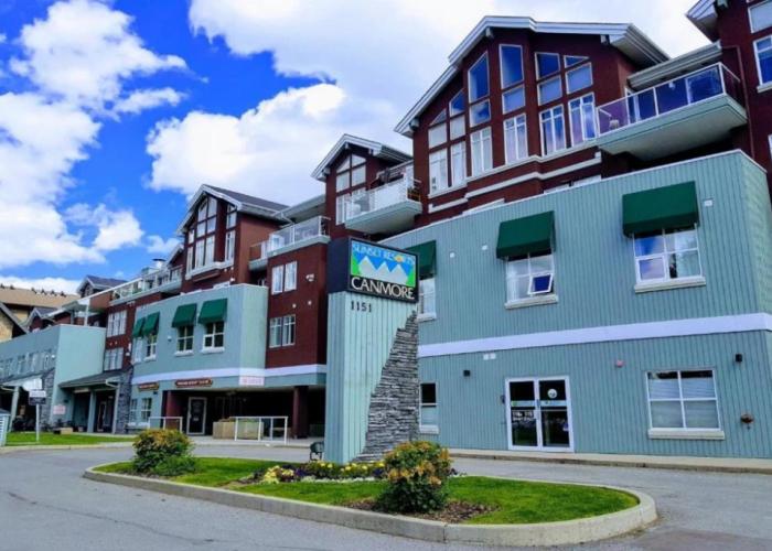 Sunset Mountain Inn and Spa