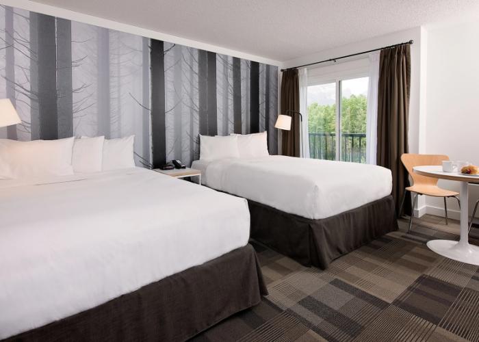 Coast Canmore Hotel & Conference Centre