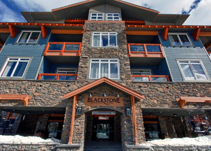 Blackstone Mountain Lodge by CLIQUE