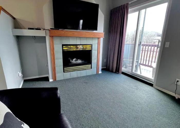 Canadian Rockies Chalets