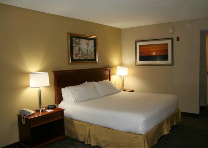 Holiday Inn Express Hotel & Suites Brooksville West by IHG