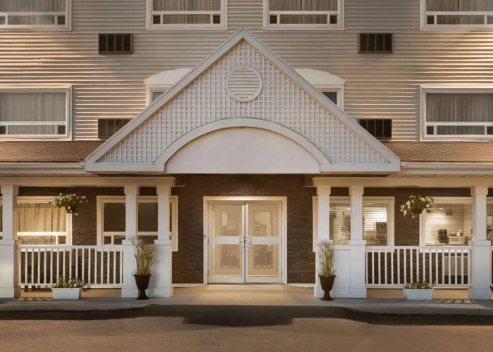 Travelodge Suites by Wyndham New Glasgow