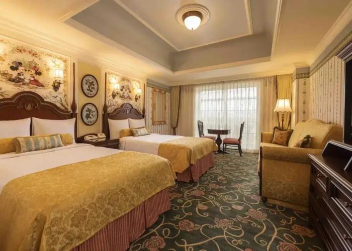 Tokyo Disneyland Hotel