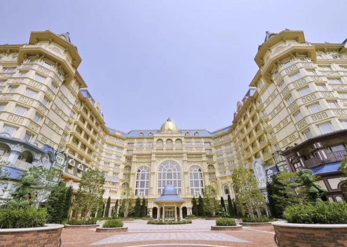 Tokyo Disneyland Hotel