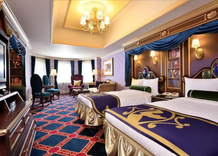 Tokyo Disneyland Hotel