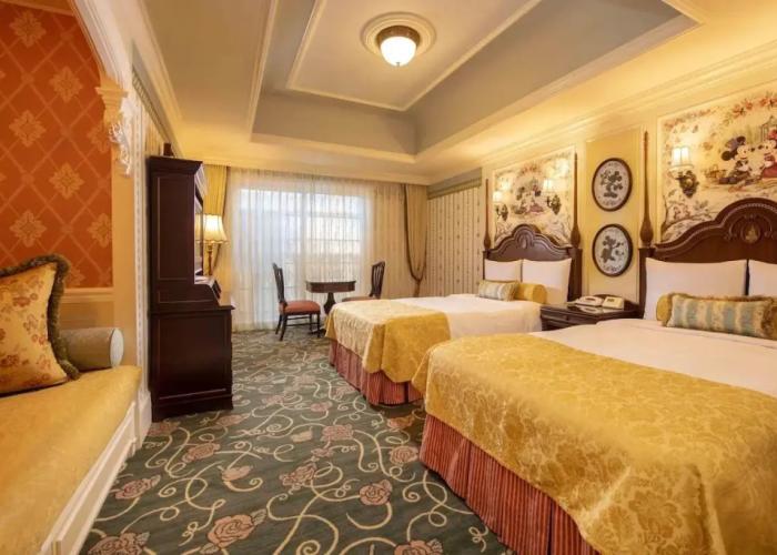 Tokyo Disneyland Hotel