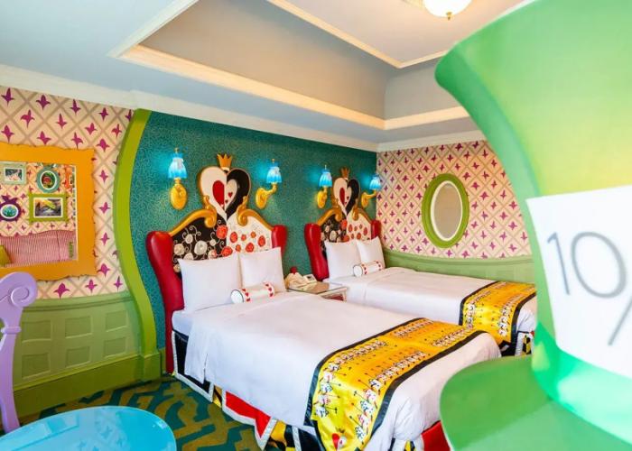 Tokyo Disneyland Hotel