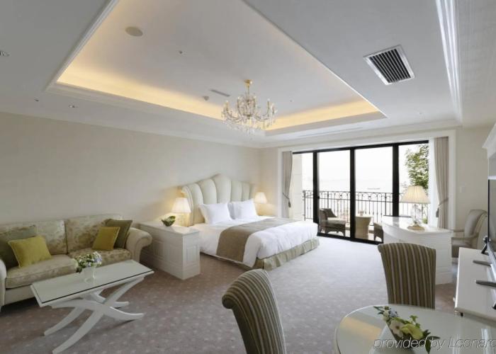 Hotel La Suite Kobe Harborland